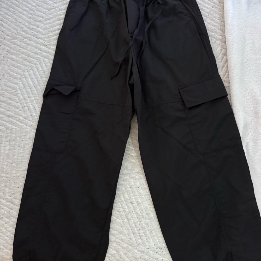 Zara Women's Black Cargo Pants